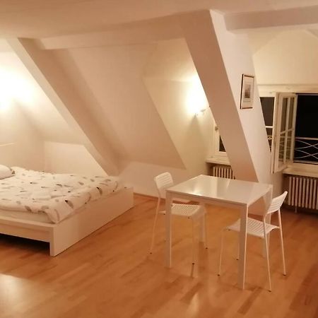 Apartmán Studio F Am Barfusserplatz Central Old Town Basilej Exteriér fotografie
